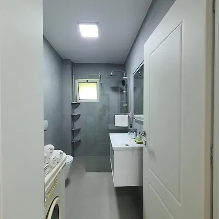 Sabi's Cozy Τίρανα
