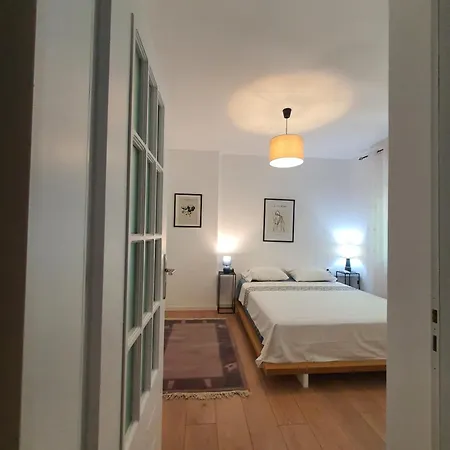 Sabi's Cozy Διαμέρισμα *